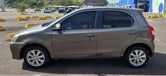 TOYOTA ETIOS 1.5 XLS 16V FLEX 4P MANUAL